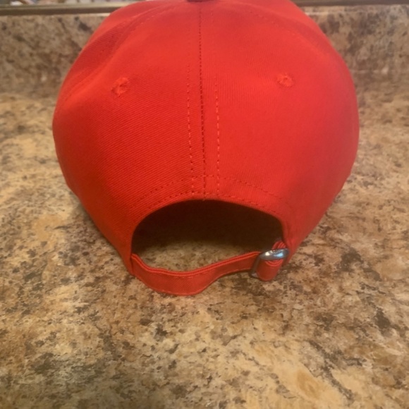 Hat‎ - Picture 4 of 4